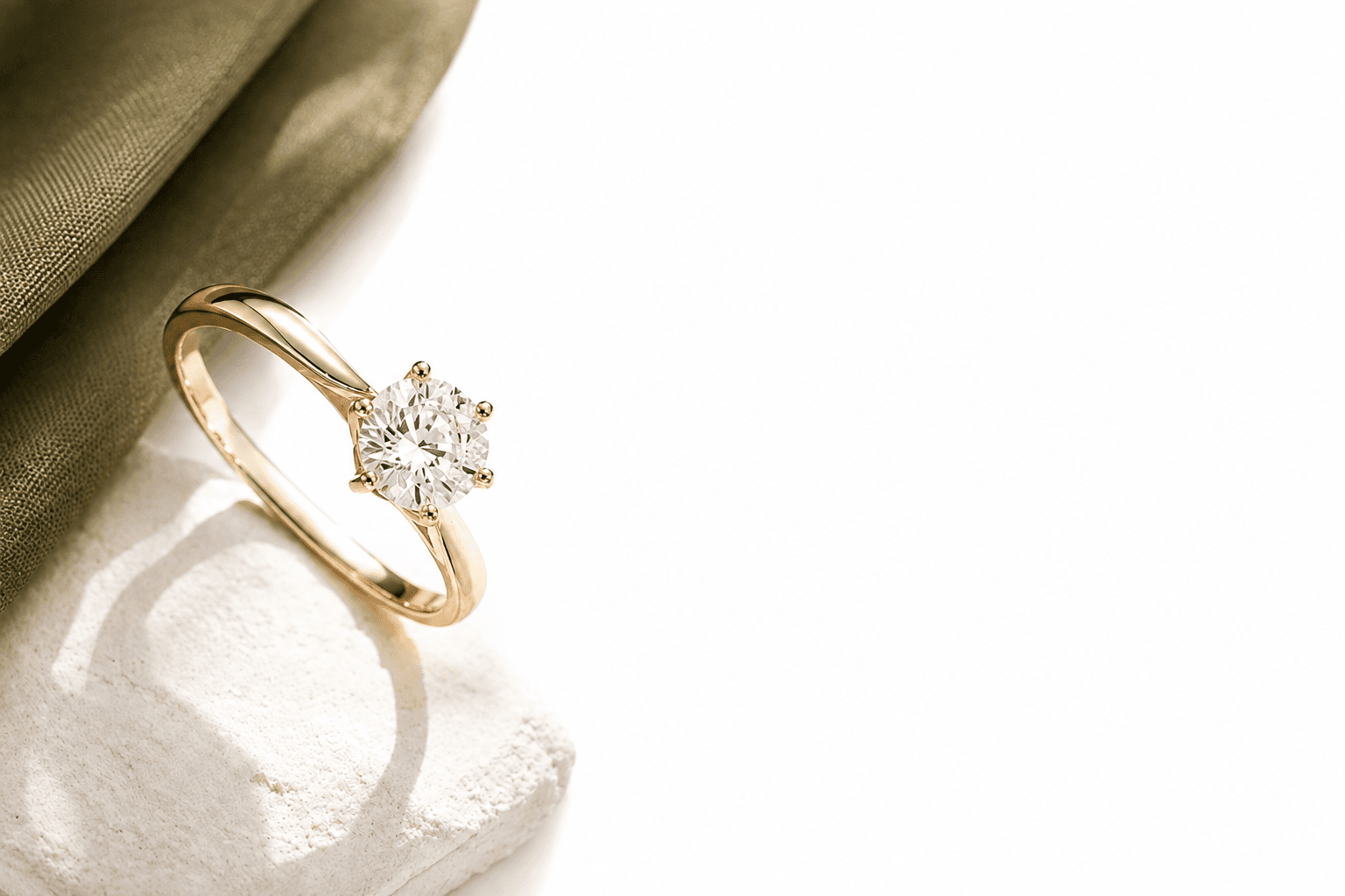 The Solitaire, Reimagined.